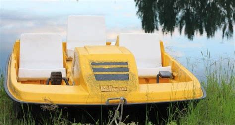 Weegy: Susan wants to buy a paddle boat for $840. She'll pay 20% down and pay the rest in six monthly installments. The amount of each monthly payment is $112. 840 *20% = 840*0.20 = $168 , payment left = 840 -168 = 672, monthly payment = 672/6 = $112 . Question. Expert Answered ...